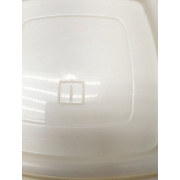 Vintage Rubbermaid 2 Cups #1 Square Container Almond Lid #2 - Picture 6 of 9